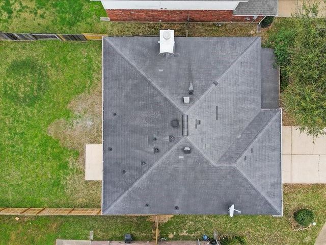 16630 Pademelon Drive, Sugar Land, TX 77498