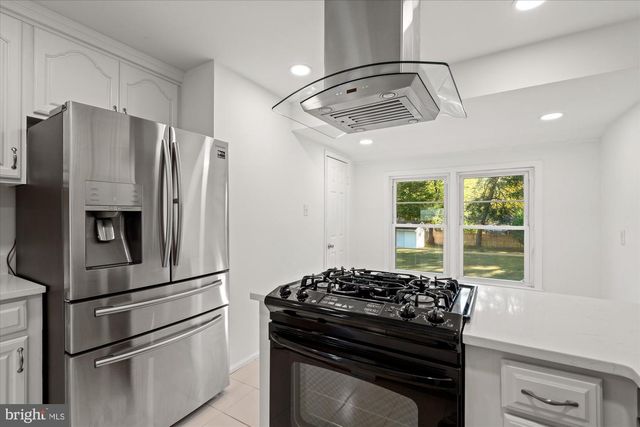 8531 MOUNT VERNON HWY, Alexandria, VA 22309