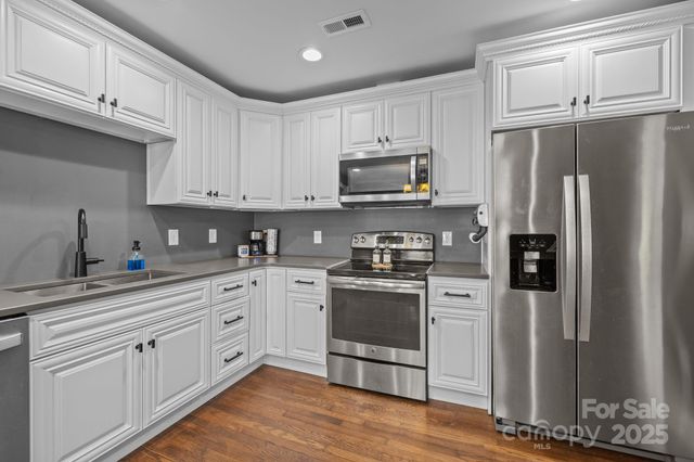 1501 Herrin Avenue, Charlotte, NC 28205