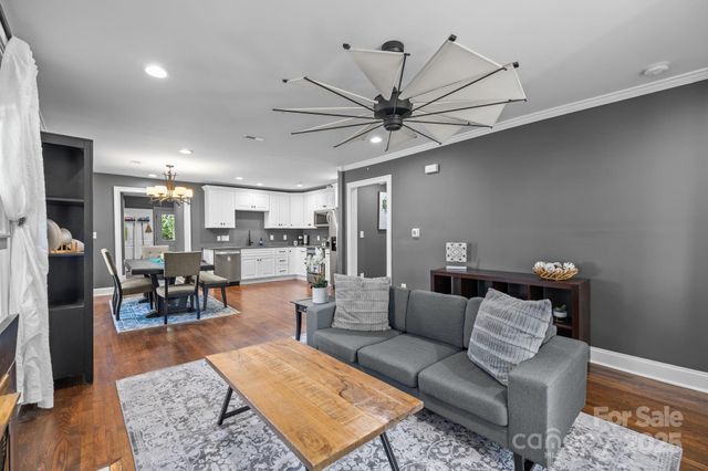 1501 Herrin Avenue, Charlotte, NC 28205