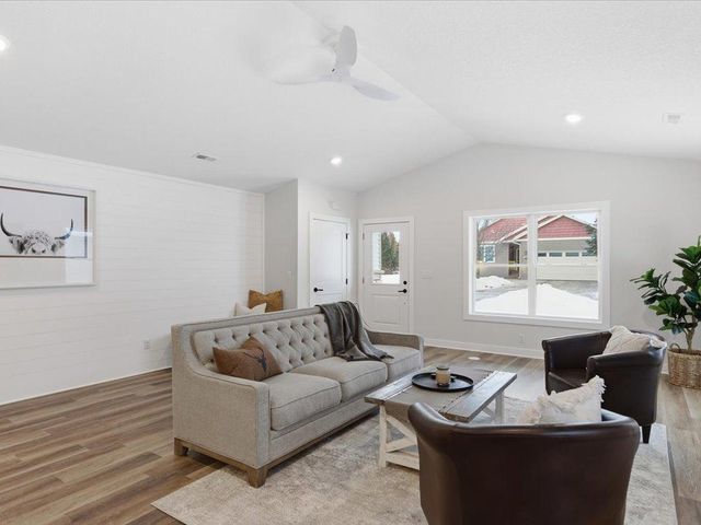 5468 Jericho Road, Baxter, MN 56425