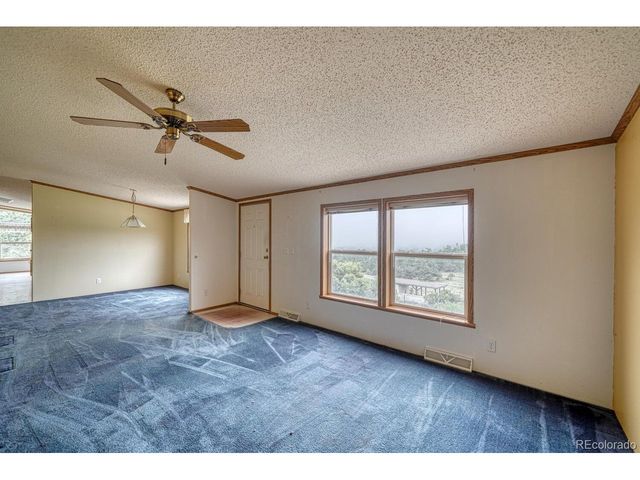 3063 Autumn Creek Dr, Canon City, CO 81212