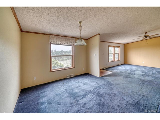 3063 Autumn Creek Dr, Canon City, CO 81212