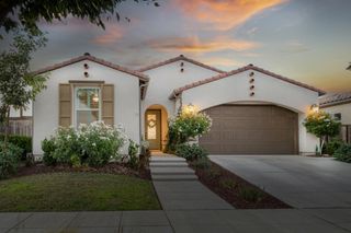 501 Overstone Avenue, Madera, CA 93636