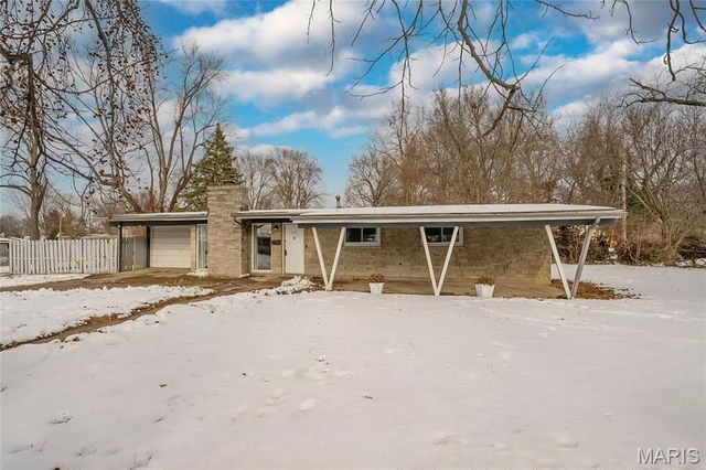 7210 Berkridge Drive, Hazelwood, MO 63042