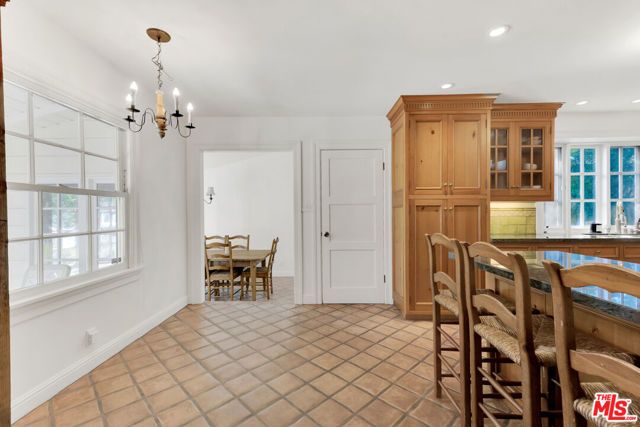 11951 Landale Street, Studio City (los Angeles), CA 91607