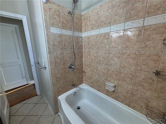 7 Parkwood Drive, Dewitt, NY 13057