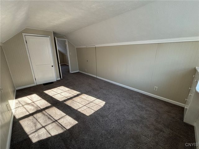 7 Parkwood Drive, Dewitt, NY 13057