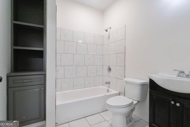 6005 Ambercrest Court, Buford, GA 30518
