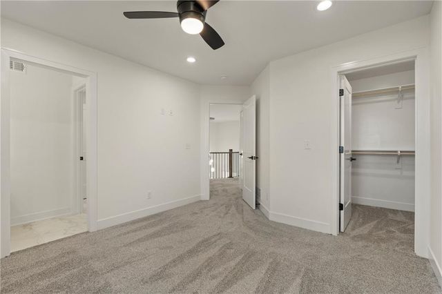 2008 NE Bluestone Drive, Lee's Summit, MO 64064