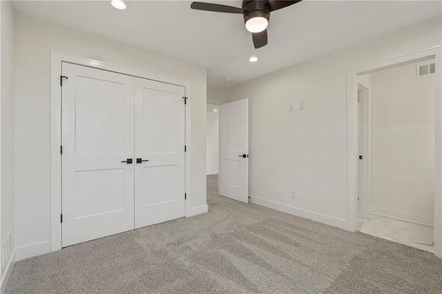 2008 NE Bluestone Drive, Lee's Summit, MO 64064