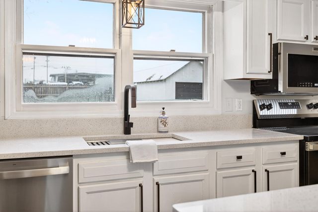 130 Virginia Avenue, Versailles, KY 40383