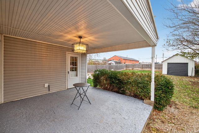 130 Virginia Avenue, Versailles, KY 40383