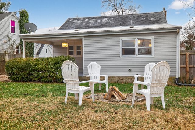 130 Virginia Avenue, Versailles, KY 40383