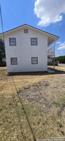 1040 Clower, San Antonio, TX 78201