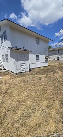 1040 Clower, San Antonio, TX 78201