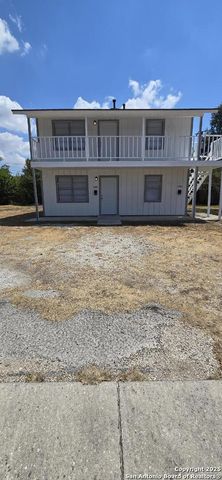 1040 Clower, San Antonio, TX 78201