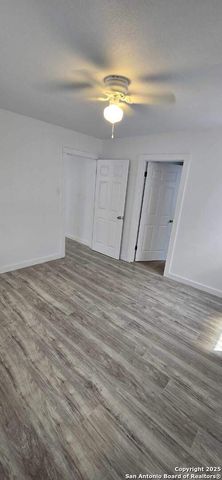 1040 Clower, San Antonio, TX 78201