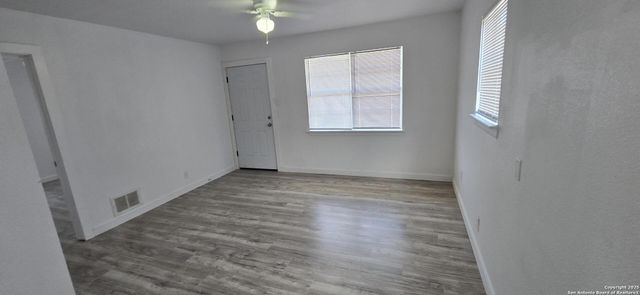 1040 Clower, San Antonio, TX 78201