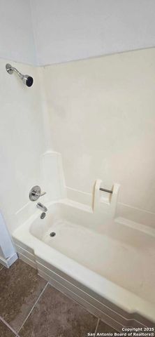 1040 Clower, San Antonio, TX 78201