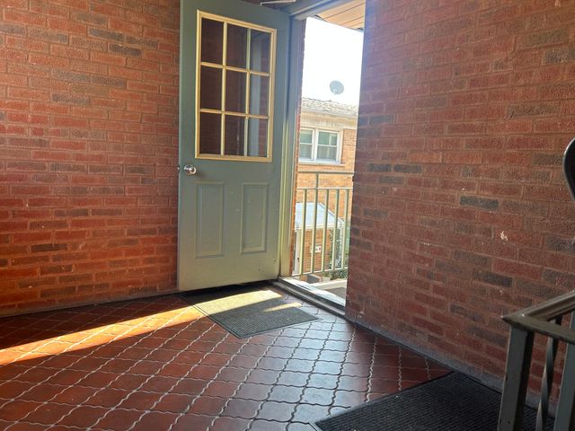 4342 N Kedvale Avenue 2A, Chicago, IL 60641