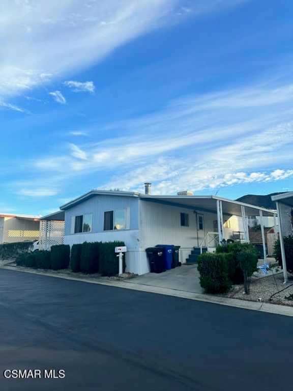 16 Robertson Way, Newbury Park, CA 91320