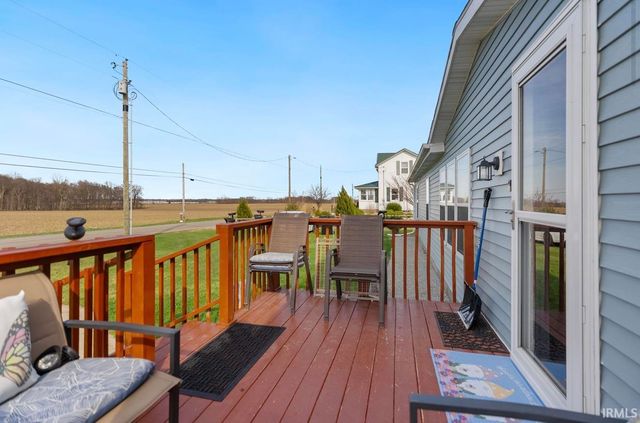 3395 W Crystal Lake Road, Warsaw, IN 46580