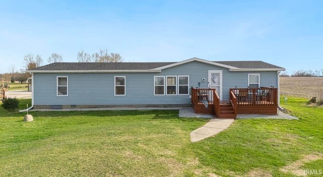 3395 W Crystal Lake Road, Warsaw, IN 46580