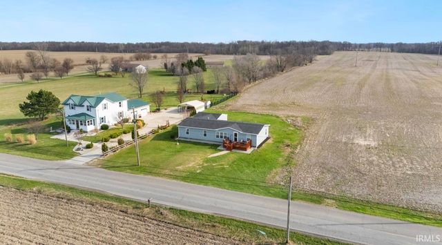 3395 W Crystal Lake Road, Warsaw, IN 46580