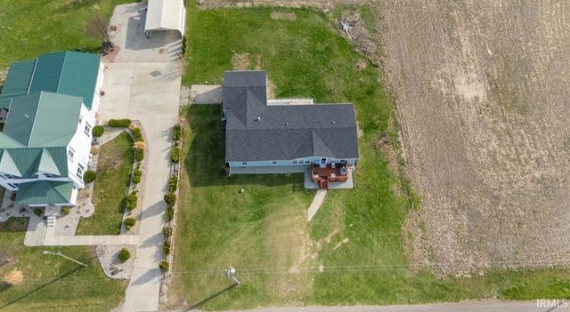 3395 W Crystal Lake Road, Warsaw, IN 46580