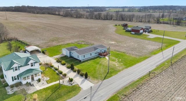 3395 W Crystal Lake Road, Warsaw, IN 46580