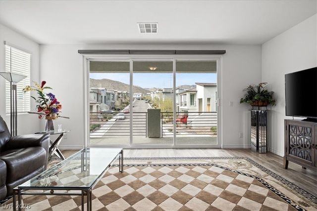 4368 Wonderful Life Street, Las Vegas, NV 89129