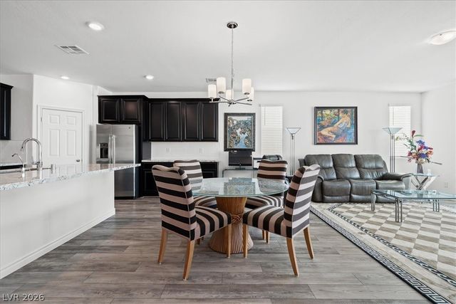 4368 Wonderful Life Street, Las Vegas, NV 89129