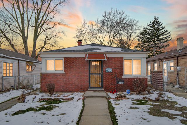 12510 S Elizabeth Street, Calumet Park, IL 60827