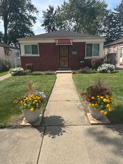 12510 S Elizabeth Street, Calumet Park, IL 60827