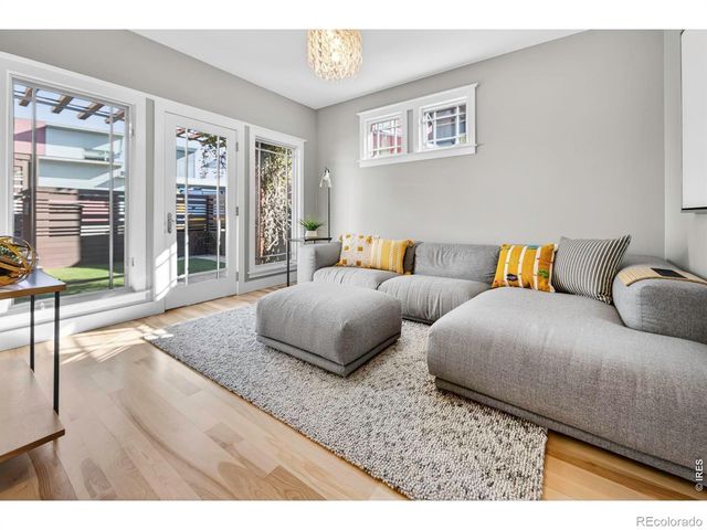 834 Confidence Drive, Longmont, CO 80504