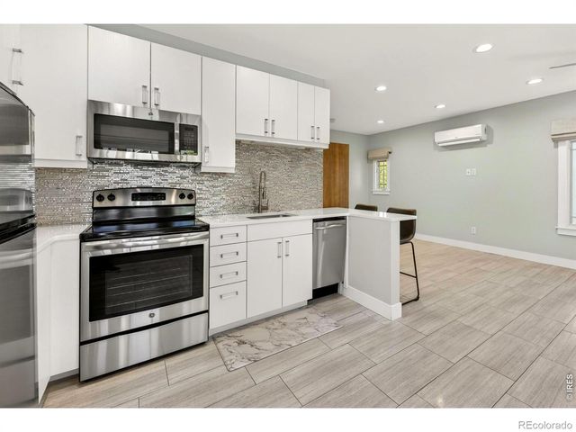 834 Confidence Drive, Longmont, CO 80504