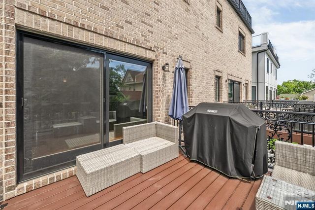 34 Lafayette Avenue, Cliffside Park, NJ 07010
