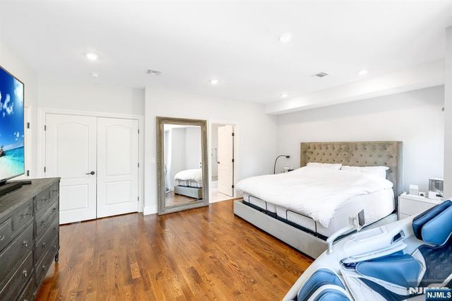 34 Lafayette Avenue, Cliffside Park, NJ 07010