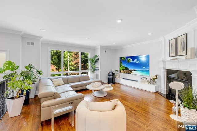34 Lafayette Avenue, Cliffside Park, NJ 07010