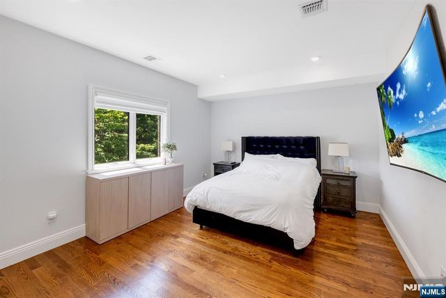 34 Lafayette Avenue, Cliffside Park, NJ 07010