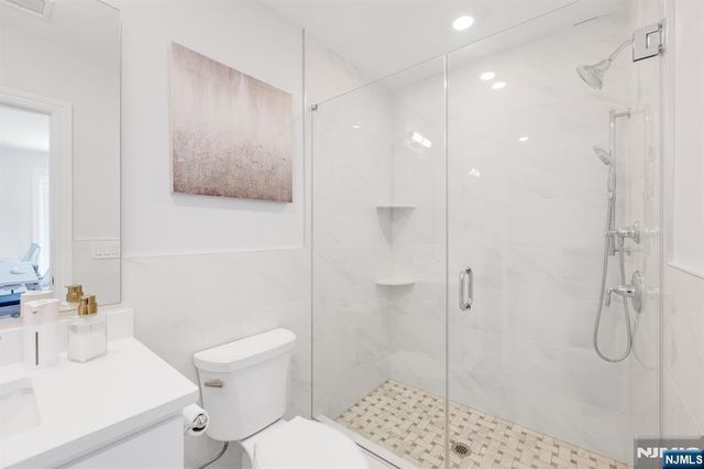 34 Lafayette Avenue, Cliffside Park, NJ 07010