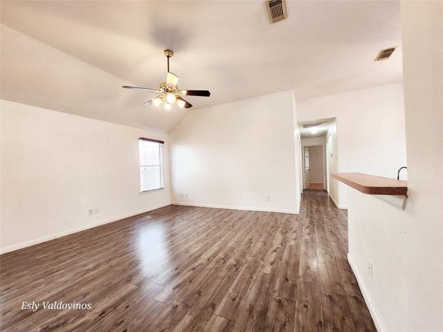638 Aldenwick Lane, Houston, TX 77073