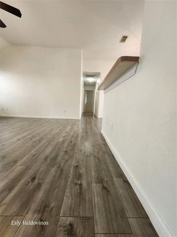 638 Aldenwick Lane, Houston, TX 77073