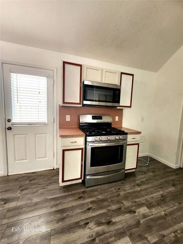 638 Aldenwick Lane, Houston, TX 77073