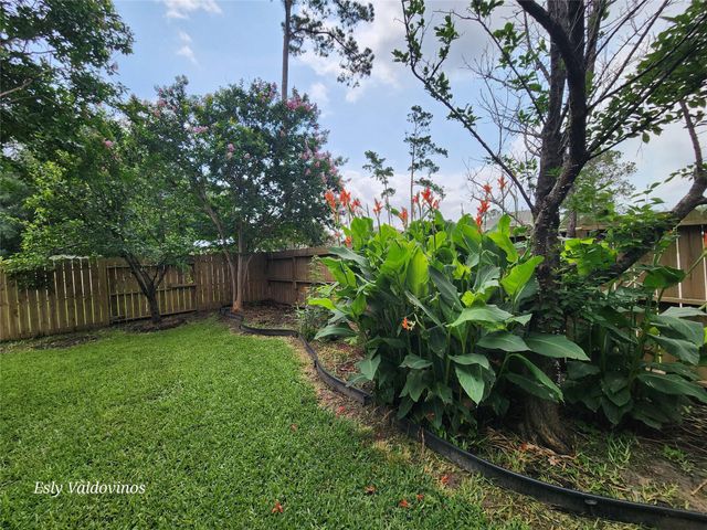 638 Aldenwick Lane, Houston, TX 77073