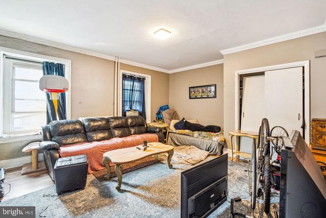 129 GAY ST, Philadelphia, PA 19127