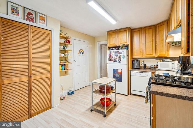 129 GAY ST, Philadelphia, PA 19127