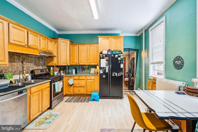 129 GAY ST, Philadelphia, PA 19127