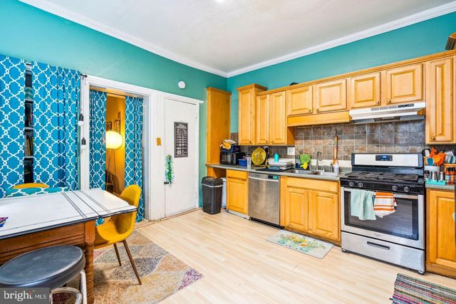 129 GAY ST, Philadelphia, PA 19127